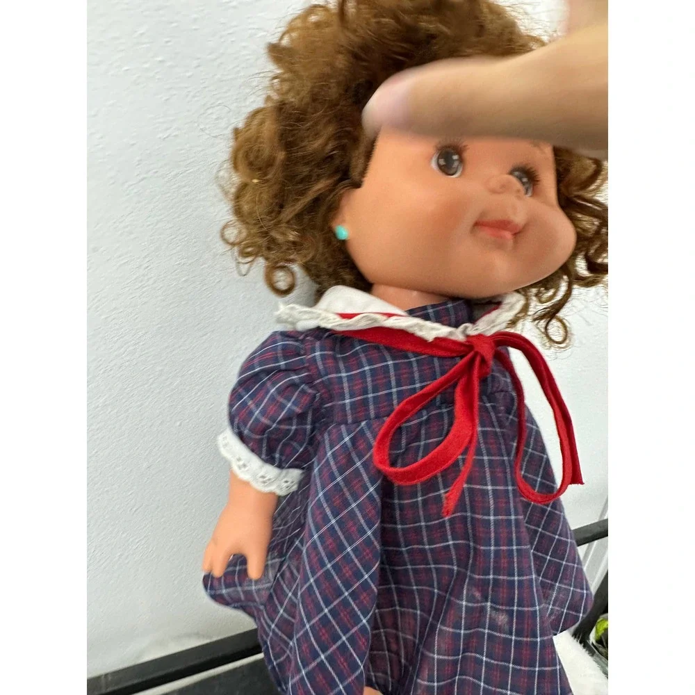 1985 Panosh Place Honey Combs Doll Brunette Curly hair girl jointed retro doll
